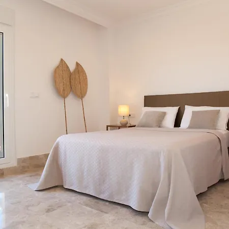 Luxury In Marbella, Sea & Golf Views, Fully Renovated 2025, Private Garden, 5 Min To *