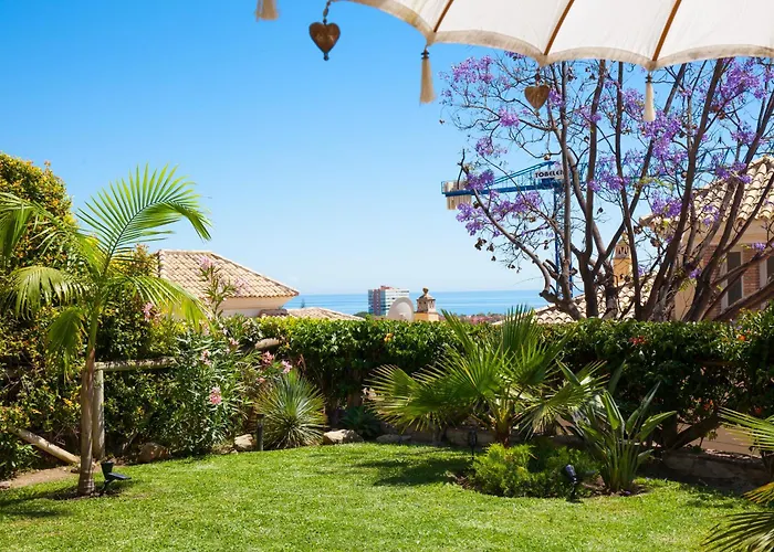 ヴィラ Luxury In Marbella, Sea & Golf Views, Fully Renovated 2025, Private Garden, 5 Min To マルベーリャ